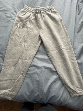 Gray under armour joggers